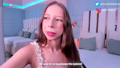 Gabi  online show from 3, 7, 2026