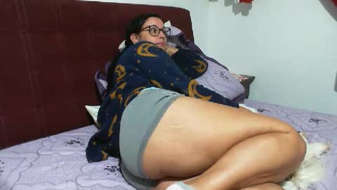 gaby  layla online show from 21, 4, 2026