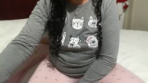 Snapshot of gabibrasil chatting on 18, 5, 2026 gaby layla online show from 18, 5, 2026