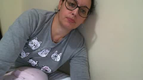Snapshot of gabibrasil chatting on 25, 5, 2026 gaby layla online show from 25, 5, 2026