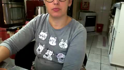 Snapshot of gabibrasil chatting on 8, 6, 2026 gaby layla online show from 8, 6, 2026
