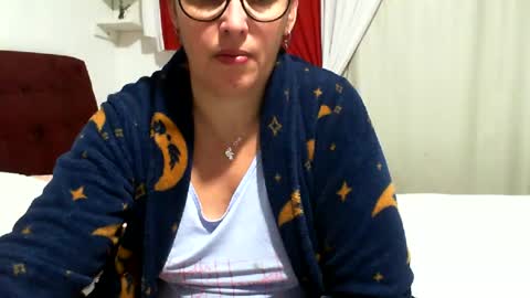 Snapshot of gabibrasil chatting on 9, 7, 2026 gaby layla online show from 9, 7, 2026