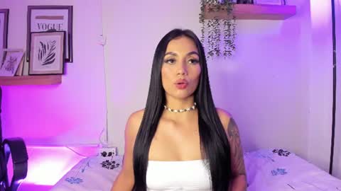 Snapshot of gabihills chatting on 19, 6, 2026 GABRIELA online show from 19, 6, 2026
