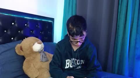 gabriel_x18 online show from 15, 2, 2026