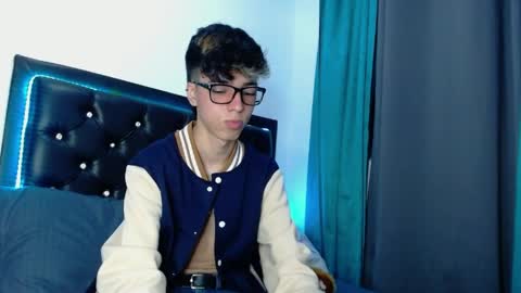 gabriel_x18 online show from 3, 4, 2026