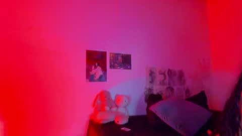 Snapshot of gabriela_bunny chatting on 14, 10, 2025 Gabriela online show from 14, 10, 2025