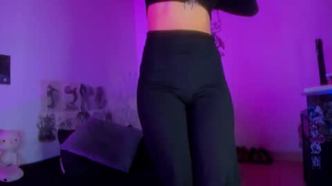 Snapshot of gabriela_bunny chatting on 20, 10, 2025 Gabriela online show from 20, 10, 2025