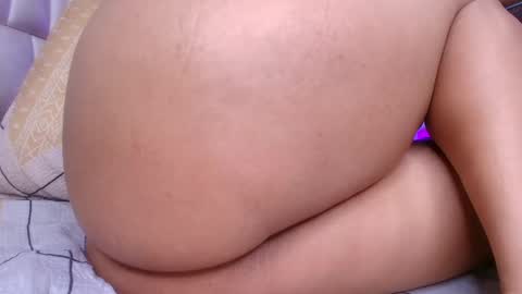 Snapshot of gabriela_leone chatting on 3, 10, 2025 gabriela online show from 3, 10, 2025