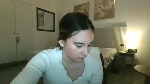 Gabriela Miller online show from 22, 4, 2026