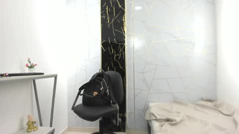 Snapshot of gabrielacortez chatting on 12, 4, 2026 GABRIELA online show from 12, 4, 2026