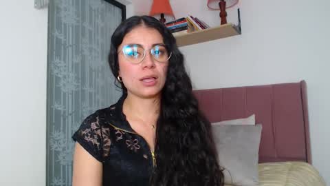 GabrielaRossa online show from 3, 2, 2025