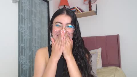 GabrielaRossa online show from 5, 2, 2025