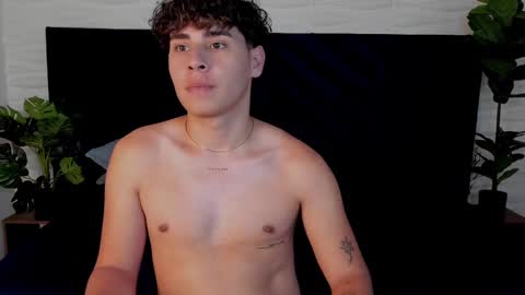 gabriell_ramirez_ online show from 11, 2, 2025
