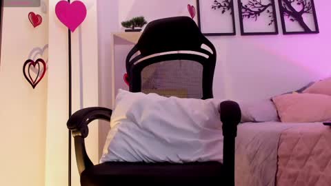 Gabriella online show from 15, 2, 2025