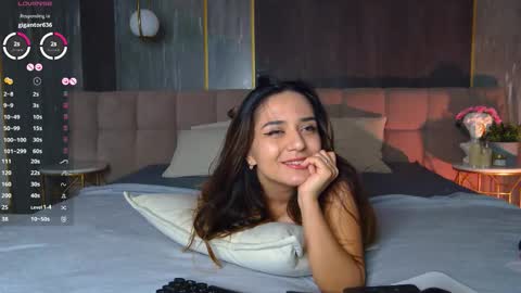 Snapshot of gabriella_wils chatting on 14, 10, 2025 Gabriella online show from 14, 10, 2025