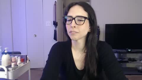 Snapshot of gabriellacruella chatting on 25, 2, 2026 GabbyCruel online show from 25, 2, 2026