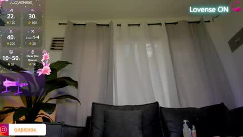 Snapshot of gabriiieela_ chatting on 4, 10, 2025 Sara   online show from 4, 10, 2025