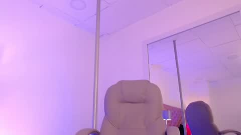Snapshot of gabriqueen_gh chatting on 5, 2, 2025 Gaby online show from 5, 2, 2025