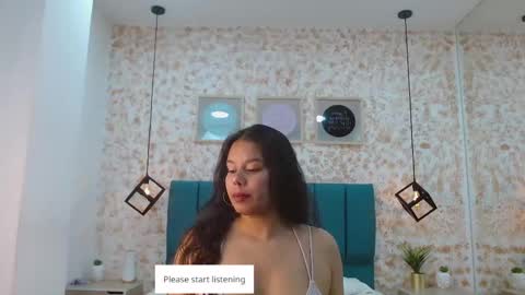 Snapshot of gabriqueen_gh chatting on 1, 3, 2025 Gaby online show from 1, 3, 2025