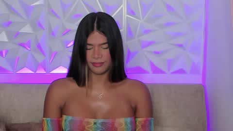 Gabriela  online show from 23, 10, 2025