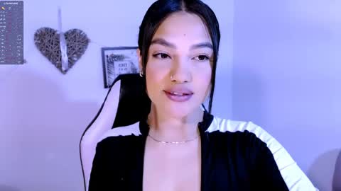 Snapshot of gaby_saikozz chatting on 1, 6, 2026 My name is Gabriela.. nice to meet you thumbs up please its very important to me online show from 1, 6, 2026
