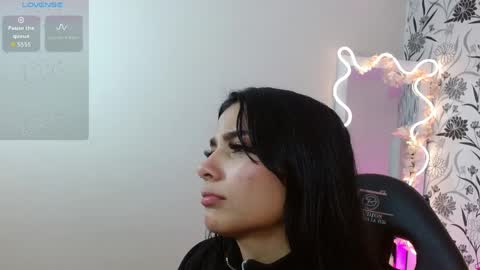 Gaby online show from 8, 4, 2026