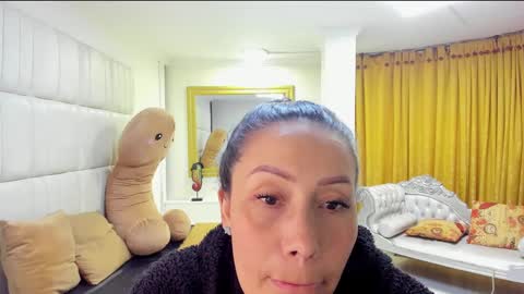 Snapshot of gaby_trent chatting on 6, 12, 2024 gabriela online show from 6, 12, 2024