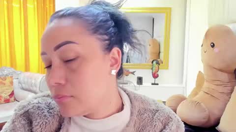 Snapshot of gaby_trent chatting on 16, 12, 2024 gabriela online show from 16, 12, 2024