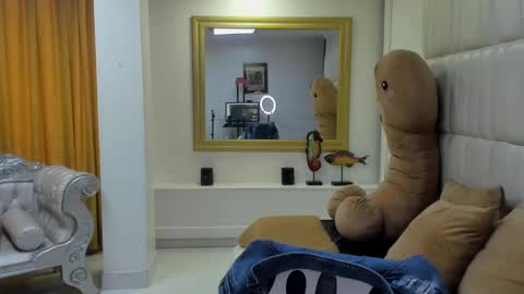 Snapshot of gaby_trent chatting on 11, 1, 2025 gabriela online show from 11, 1, 2025