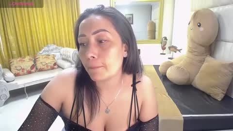 Snapshot of gaby_trent chatting on 10, 2, 2025 gabriela online show from 10, 2, 2025