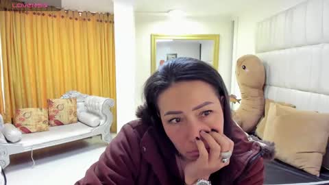 Snapshot of gaby_trent chatting on 27, 2, 2025 gabriela online show from 27, 2, 2025