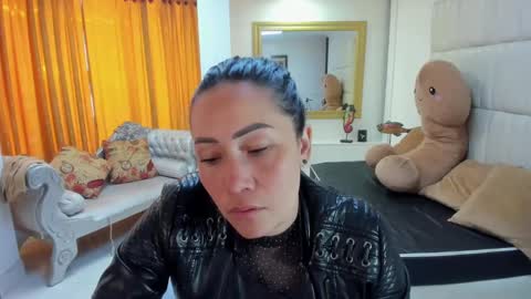 Snapshot of gaby_trent chatting on 23, 9, 2025 gabriela online show from 23, 9, 2025