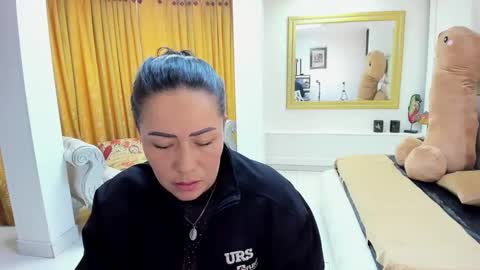 Snapshot of gaby_trent chatting on 3, 10, 2025 gabriela online show from 3, 10, 2025