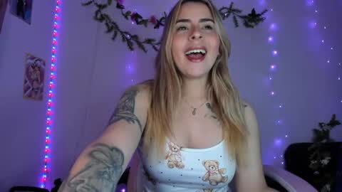 Snapshot of gaby_vandriel chatting on 9, 5, 2026 GABRIELA online show from 9, 5, 2026