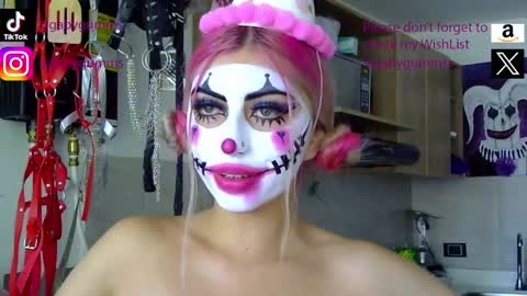 Snapshot of gabygumms chatting on 5, 10, 2025 gabygumms online show from 5, 10, 2025