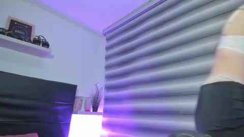 Snapshot of gabys_davisx chatting on 7, 12, 2024 Gabby online show from 7, 12, 2024