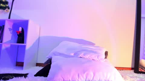 Gabriela Miller online show from 4, 12, 2024