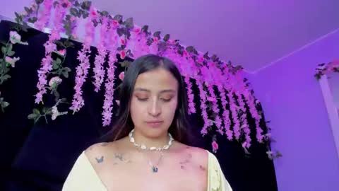 Snapshot of gabyy_cooper chatting on 3, 6, 2026 gabby cooper online show from 3, 6, 2026