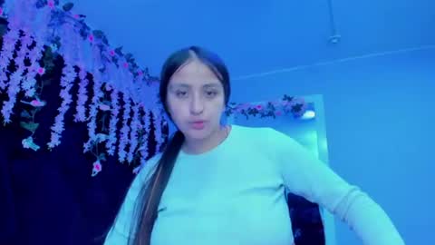 Snapshot of gabyy_cooper chatting on 17, 6, 2026 gabby cooper online show from 17, 6, 2026