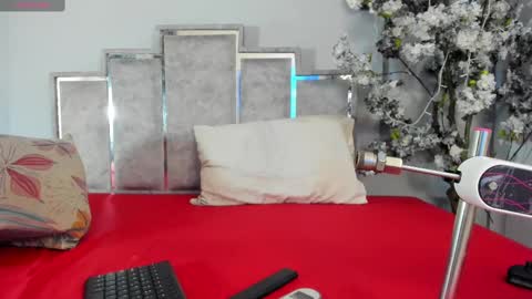 Snapshot of gabyyjones chatting on 28, 9, 2025 gabyyjones online show from 28, 9, 2025