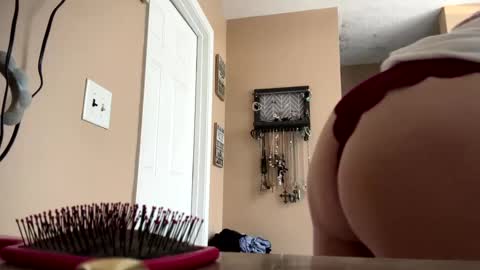 gacouple18 online show from 16, 9, 2025