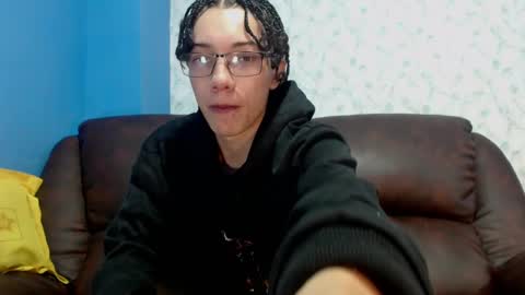 Snapshot of gadiel_sex chatting on 7, 2, 2025 gadiel_sex online show from 7, 2, 2025