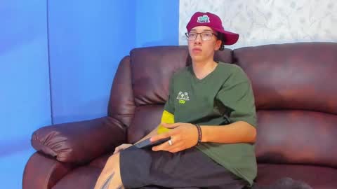 Snapshot of gadiel_sex chatting on 28, 2, 2025 gadiel_sex online show from 28, 2, 2025