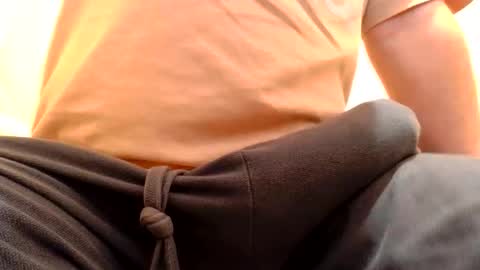 Snapshot of gae89tano chatting on 10, 10, 2025 gae89tano online show from 10, 10, 2025