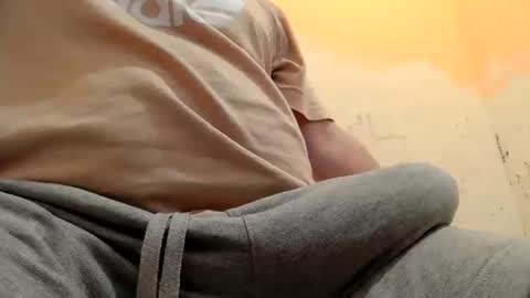 Snapshot of gae89tano chatting on 5, 11, 2025 gae89tano online show from 5, 11, 2025