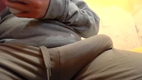 Snapshot of gae89tano chatting on 3, 12, 2025 gae89tano online show from 3, 12, 2025