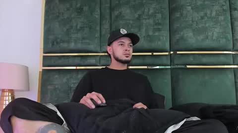 Gael  Coral some hot latinos online show from 13, 2, 2026