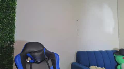 Snapshot of gael_david chatting on 3, 7, 2026 Gael online show from 3, 7, 2026