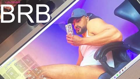 Snapshot of gael_meneses chatting on 2, 10, 2025 Gael Meneses online show from 2, 10, 2025