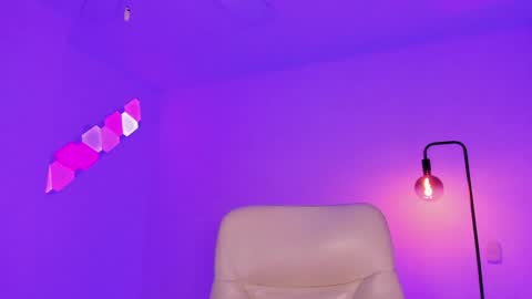 Snapshot of gaia_lyra chatting on 9, 2, 2025 Gaia online show from 9, 2, 2025